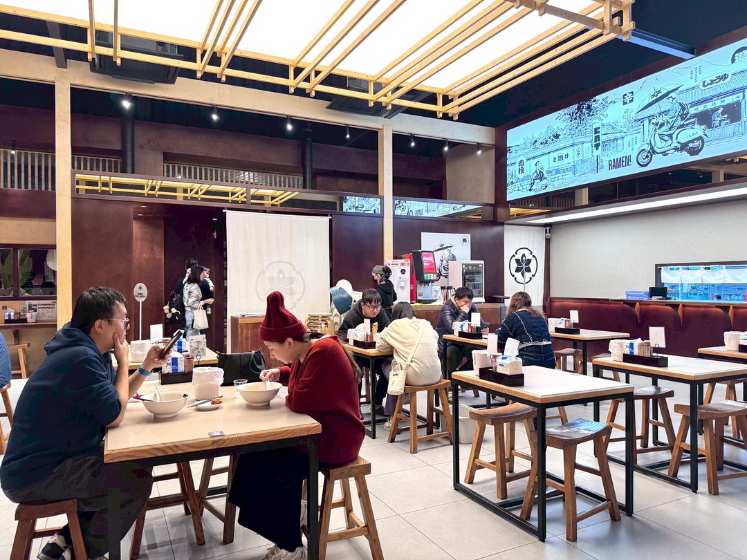 【橫濱拉麵】南投埔里在地人推薦濃郁系拉麵!內用飲料暢飲、加麵免費,碗底還有隱藏驚喜! @猴屁的異想世界 【橫濱拉麵】南投埔里在地人推薦濃郁系拉麵!內用飲料暢飲、加麵免費,碗底還有隱藏驚喜! @猴屁的異想世界