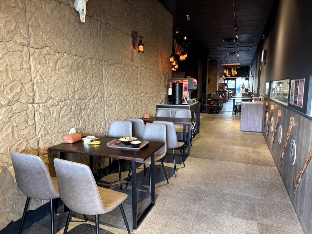 【餓了台式丼飯潭子店】台中潭子美食推薦，130元平價大份量，雞湯飲料無限暢飲 @猴屁的異想世界