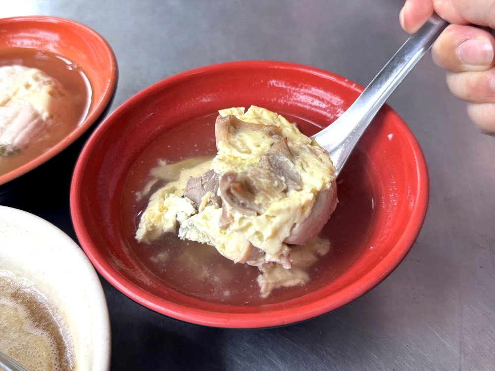 【北門口肉圓】彰化美食推薦，脆皮炸肉圓必吃，搭配龍骨髓湯，彰化市排隊小吃 @猴屁的異想世界
