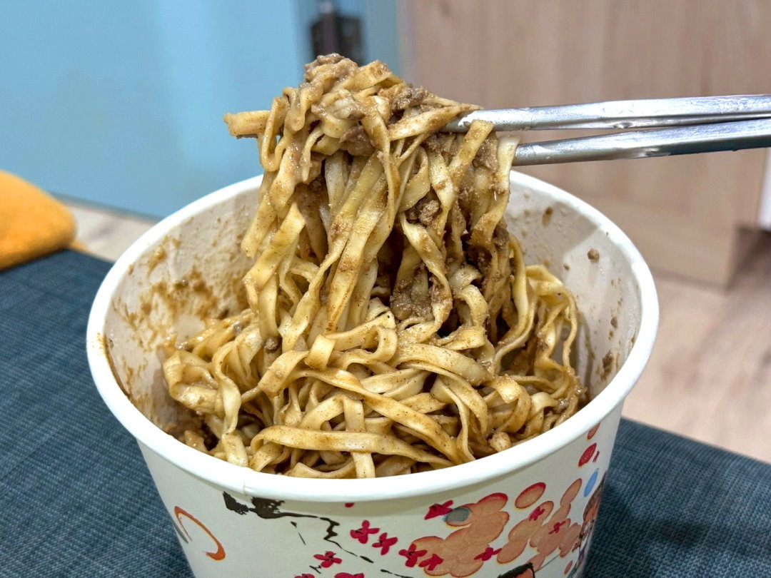 【麵對麵】台中西屯青海路人氣麵食,必吃濃郁麻醬麵與獨門滷味 @猴屁的異想世界 【麵對麵】台中西屯青海路人氣麵食,必吃濃郁麻醬麵與獨門滷味 @猴屁的異想世界