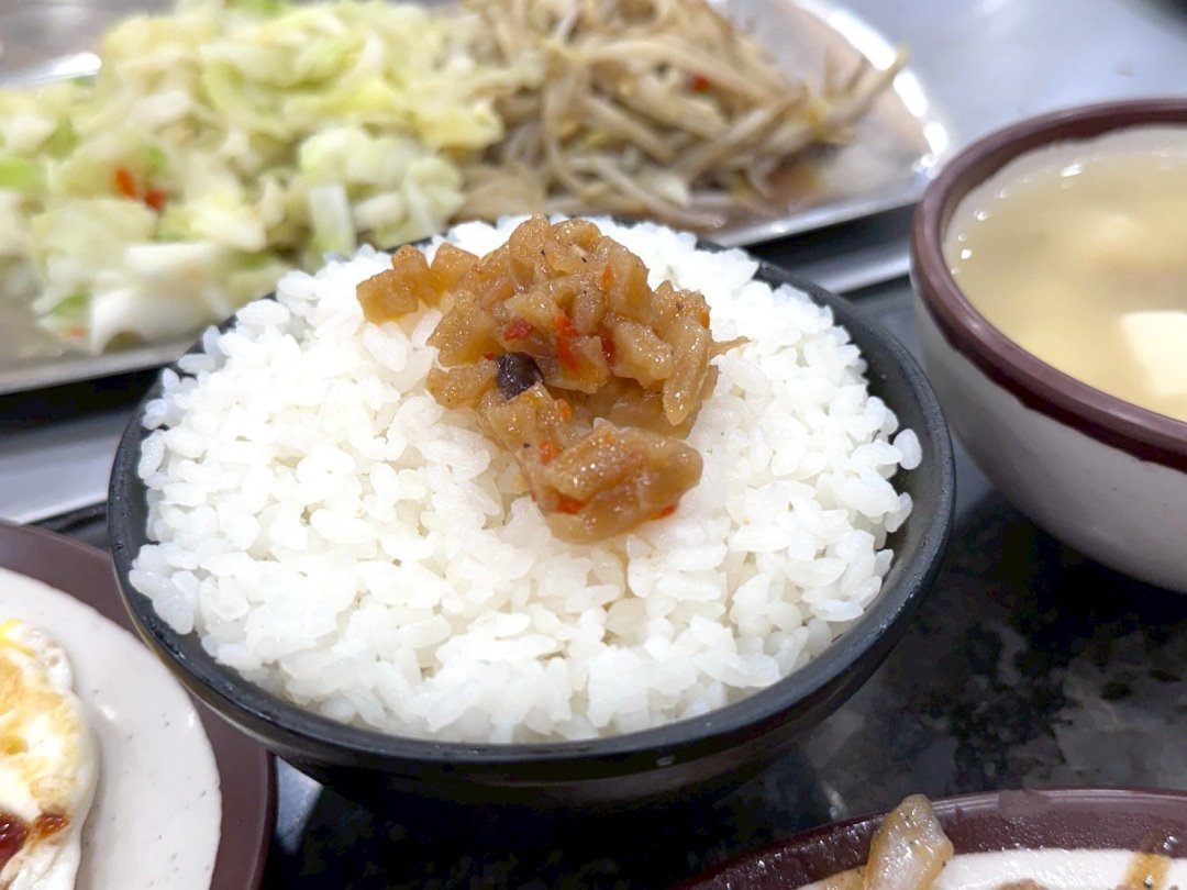 【大埔鐵板燒河南逢甲店】台中西屯美食推薦，青菜無限續加吃到飽，內用飲料熱湯喝到飽 @猴屁的異想世界