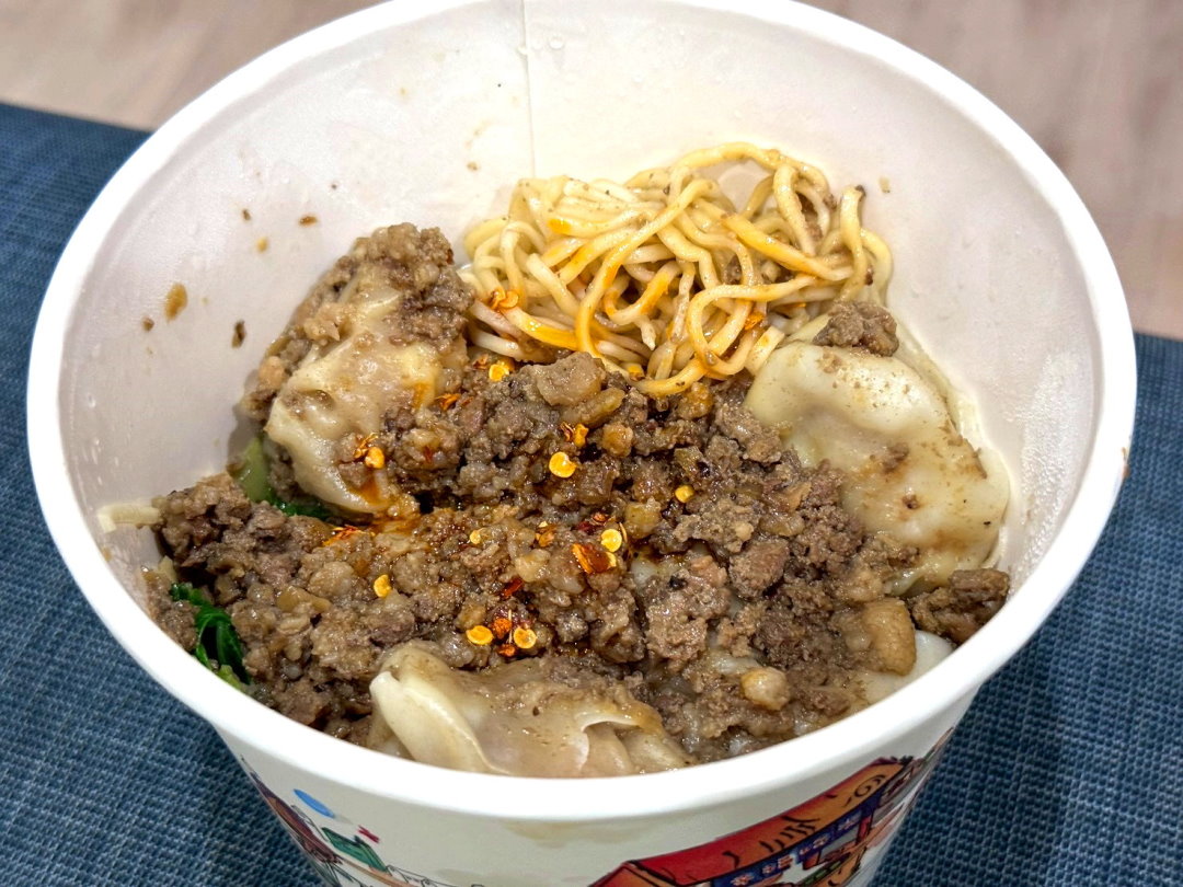 【麵對麵】台中西屯青海路人氣麵食,必吃濃郁麻醬麵與獨門滷味 @猴屁的異想世界 【麵對麵】台中西屯青海路人氣麵食,必吃濃郁麻醬麵與獨門滷味 @猴屁的異想世界
