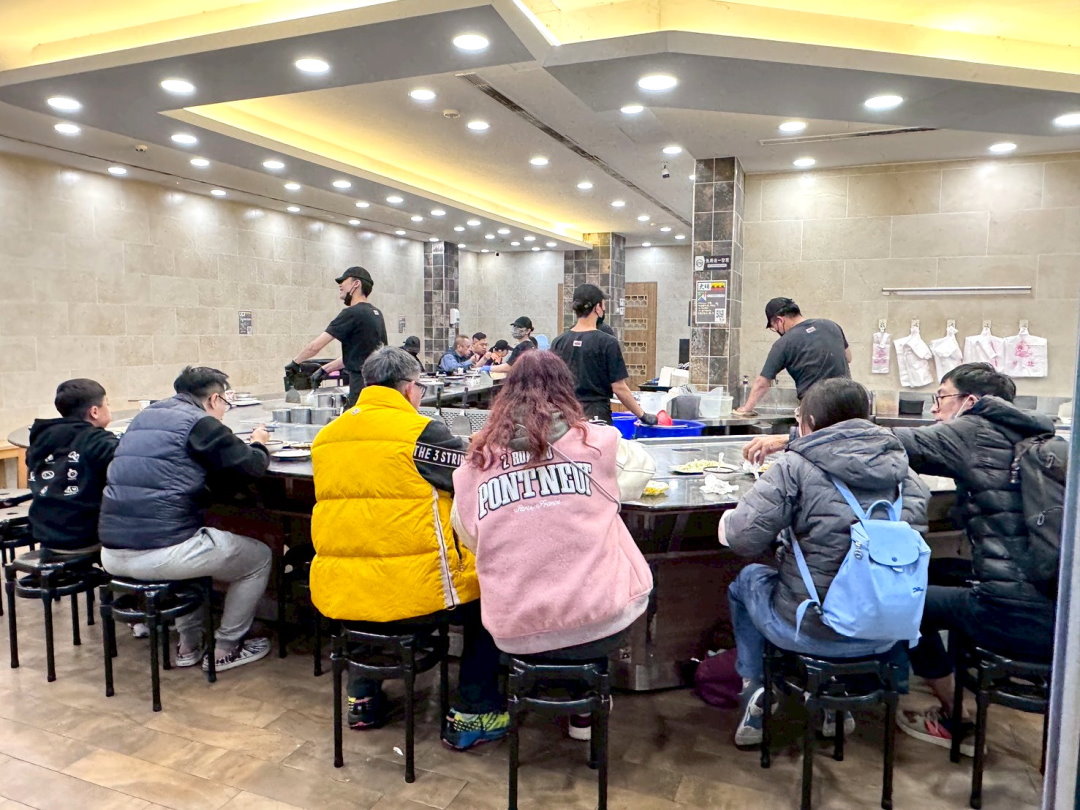 【大埔鐵板燒河南逢甲店】台中西屯美食推薦，青菜無限續加吃到飽，內用飲料熱湯喝到飽 @猴屁的異想世界