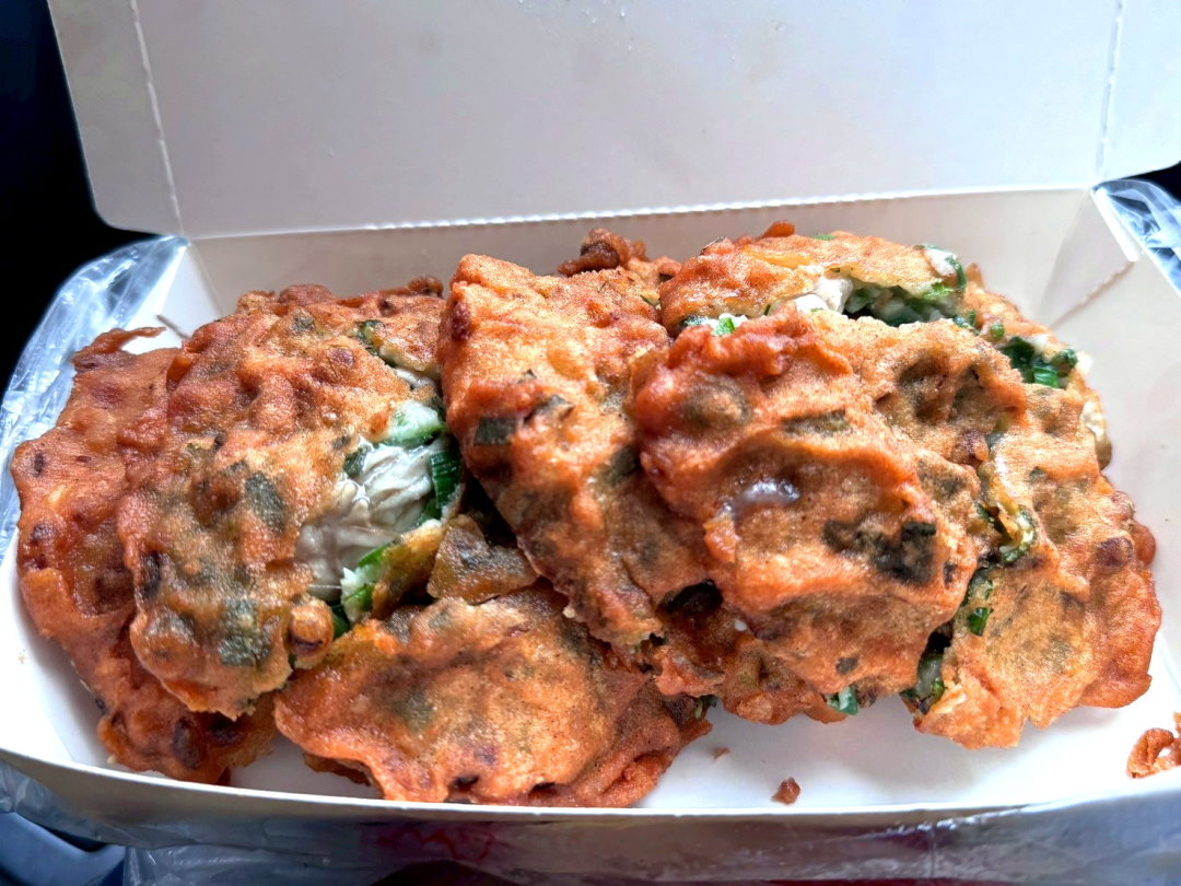 【清水白燒炸粿】台中清水美食推薦,在地人激推排隊炸粿,超大顆蚵嗲、肉嗲現點現炸 @猴屁的異想世界 【清水白燒炸粿】台中清水美食推薦,在地人激推排隊炸粿,超大顆蚵嗲、肉嗲現點現炸 @猴屁的異想世界