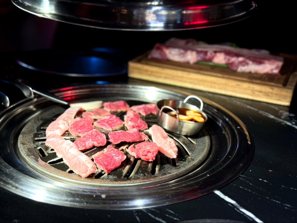 【BAY Korean BBQ Club】台中韓式燒肉推薦,單身即地獄文世勳現身!最潮韓燒肉約會首選 @猴屁的異想世界 【BAY Korean BBQ Club】台中韓式燒肉推薦,單身即地獄文世勳現身!最潮韓燒肉約會首選 @猴屁的異想世界