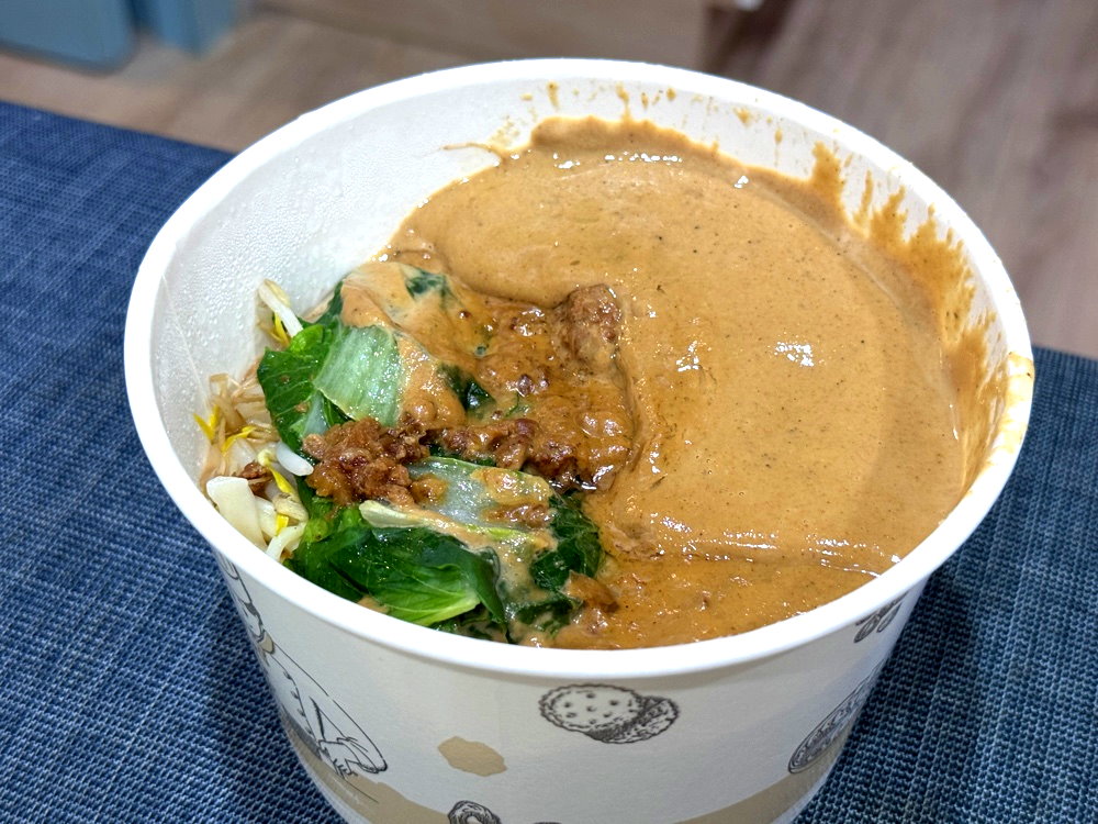 【周記餃子】台中在地20年老店,麻醬麵濃郁必吃,蝦仁蒸餃整隻蝦超有誠意,西屯美食推薦 @猴屁的異想世界 【周記餃子】台中在地20年老店,麻醬麵濃郁必吃,蝦仁蒸餃整隻蝦超有誠意,西屯美食推薦 @猴屁的異想世界