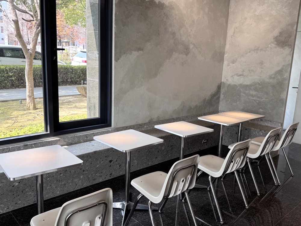 【克莉斯塔福玄店】最強巨無霸蛋塔超級厚，口味多又驚艷，必買伴手禮，台中蛋塔推薦 @猴屁的異想世界