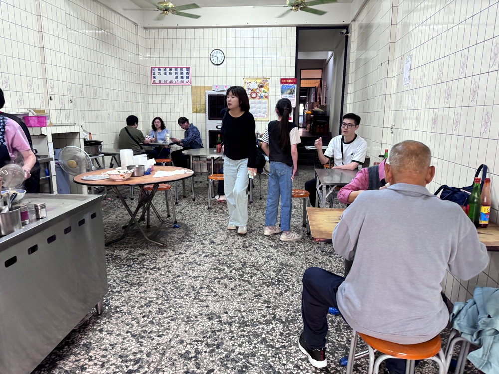 【阿有麵店】在地人激推南屯老街古早味麵店,餛飩湯必點平價大碗高CP值,台中南屯美食推薦 @猴屁的異想世界 【阿有麵店】在地人激推南屯老街古早味麵店,餛飩湯必點平價大碗高CP值,台中南屯美食推薦 @猴屁的異想世界