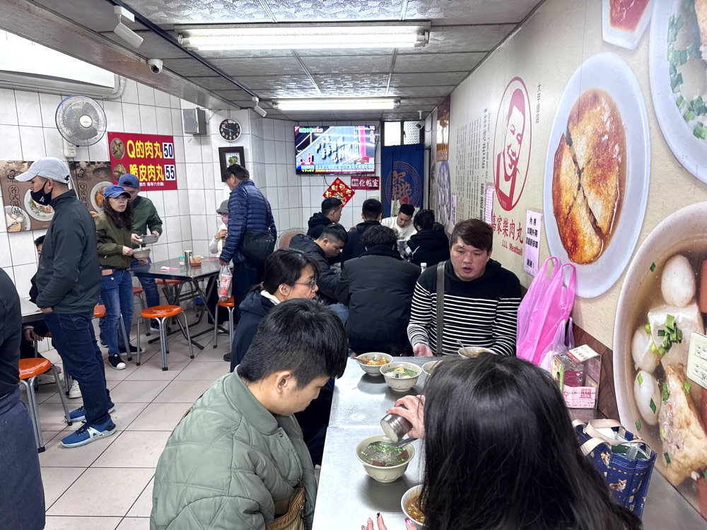 【嘉家樂肉丸】台中大甲美食推薦，50年老字號脆皮肉圓，在地人氣小吃必吃 @猴屁的異想世界