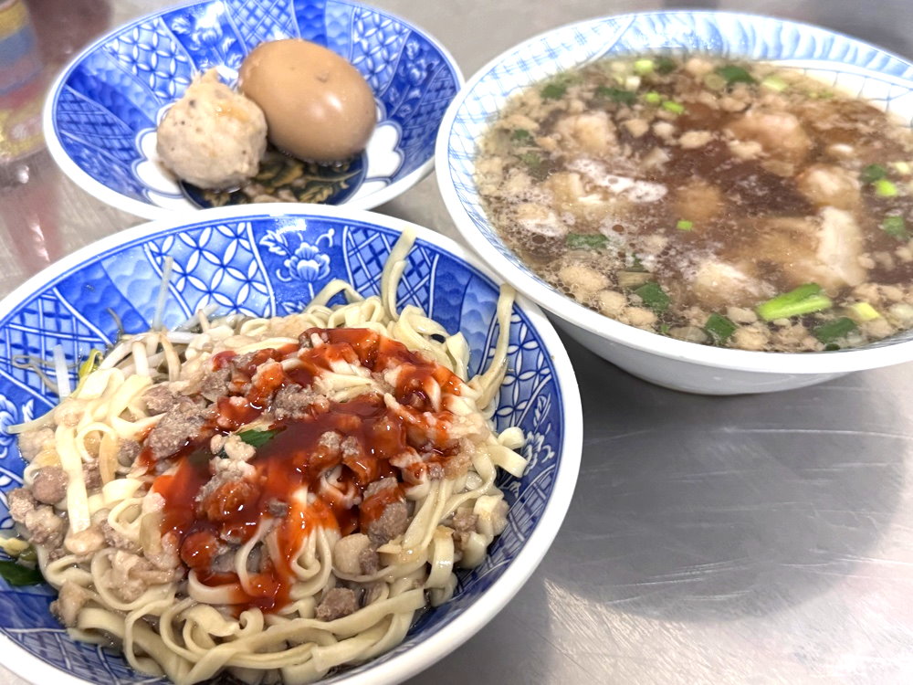 【阿有麵店】在地人激推南屯老街古早味麵店,餛飩湯必點平價大碗高CP值,台中南屯美食推薦 @猴屁的異想世界 【阿有麵店】在地人激推南屯老街古早味麵店,餛飩湯必點平價大碗高CP值,台中南屯美食推薦 @猴屁的異想世界