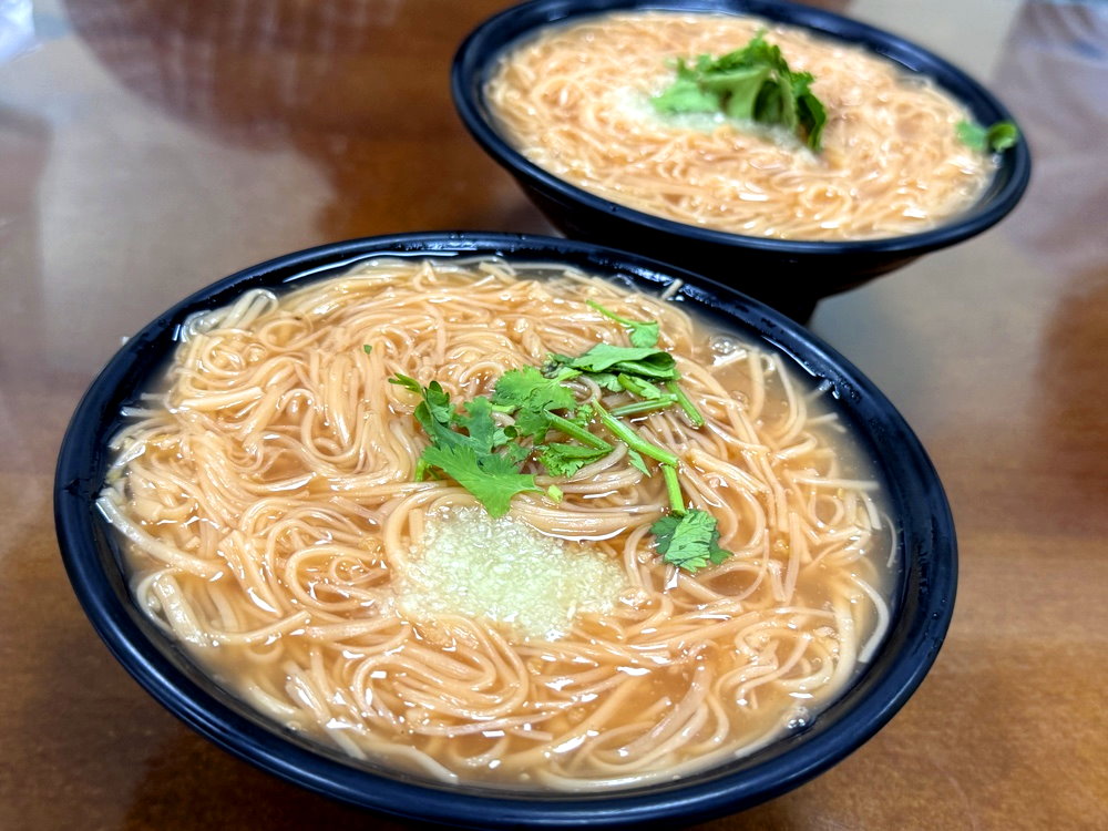 【廖記麵線老街麵線】台中南屯老街必吃美食,萬和宮旁古早味麵線推薦,在地人氣排隊小吃 @猴屁的異想世界 【廖記麵線老街麵線】台中南屯老街必吃美食,萬和宮旁古早味麵線推薦,在地人氣排隊小吃 @猴屁的異想世界