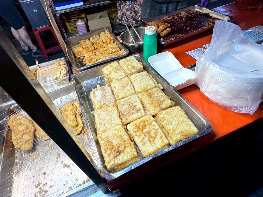 【申蚵嗲蝦嗲】彰化精誠夜市美食推薦,現點現炸酥脆爆餡蚵嗲、蝦嗲,在地人氣排隊小吃 @猴屁的異想世界 【申蚵嗲蝦嗲】彰化精誠夜市美食推薦,現點現炸酥脆爆餡蚵嗲、蝦嗲,在地人氣排隊小吃 @猴屁的異想世界