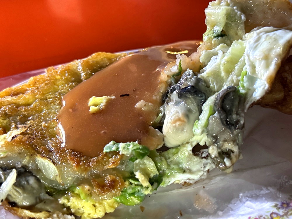 【鹿港蚵仔煎】彰化精誠夜市美食推薦,超人氣脆皮蚵仔煎必吃,在地排隊小吃 @猴屁的異想世界 【鹿港蚵仔煎】彰化精誠夜市美食推薦,超人氣脆皮蚵仔煎必吃,在地排隊小吃 @猴屁的異想世界