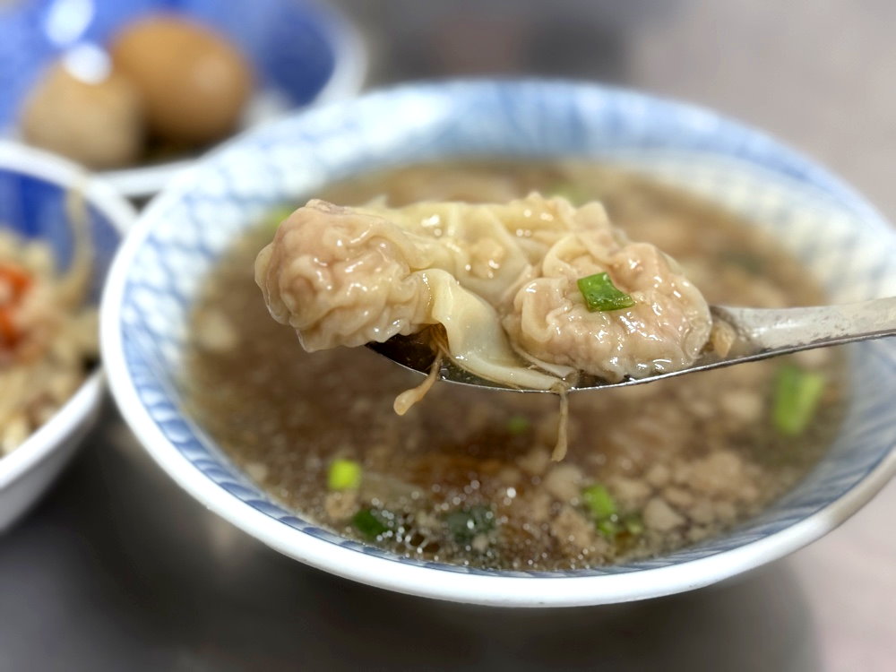 【阿有麵店】在地人激推南屯老街古早味麵店,餛飩湯必點平價大碗高CP值,台中南屯美食推薦 @猴屁的異想世界 【阿有麵店】在地人激推南屯老街古早味麵店,餛飩湯必點平價大碗高CP值,台中南屯美食推薦 @猴屁的異想世界