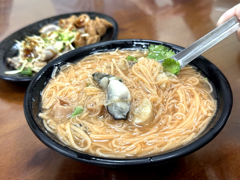 【廖記麵線老街麵線】台中南屯老街必吃美食,萬和宮旁古早味麵線推薦,在地人氣排隊小吃 @猴屁的異想世界 【廖記麵線老街麵線】台中南屯老街必吃美食,萬和宮旁古早味麵線推薦,在地人氣排隊小吃 @猴屁的異想世界