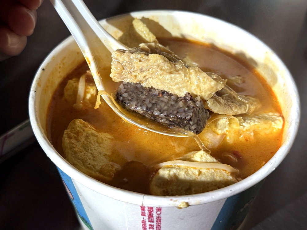 【旺記清蒸臭豆腐】彰化精誠夜市美食推薦,現蒸入味臭豆腐吸滿湯汁,在地人氣排隊小吃 @猴屁的異想世界 【旺記清蒸臭豆腐】彰化精誠夜市美食推薦,現蒸入味臭豆腐吸滿湯汁,在地人氣排隊小吃 @猴屁的異想世界