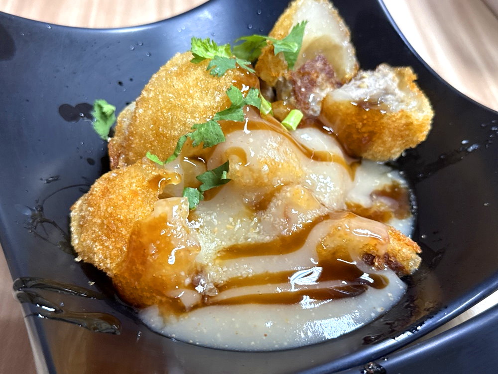 【小鮮肉圓麵線】台中南屯美食推薦,超酥脆手工脆皮肉圓,大墩六街排隊小吃 @猴屁的異想世界 【小鮮肉圓麵線】台中南屯美食推薦,超酥脆手工脆皮肉圓,大墩六街排隊小吃 @猴屁的異想世界