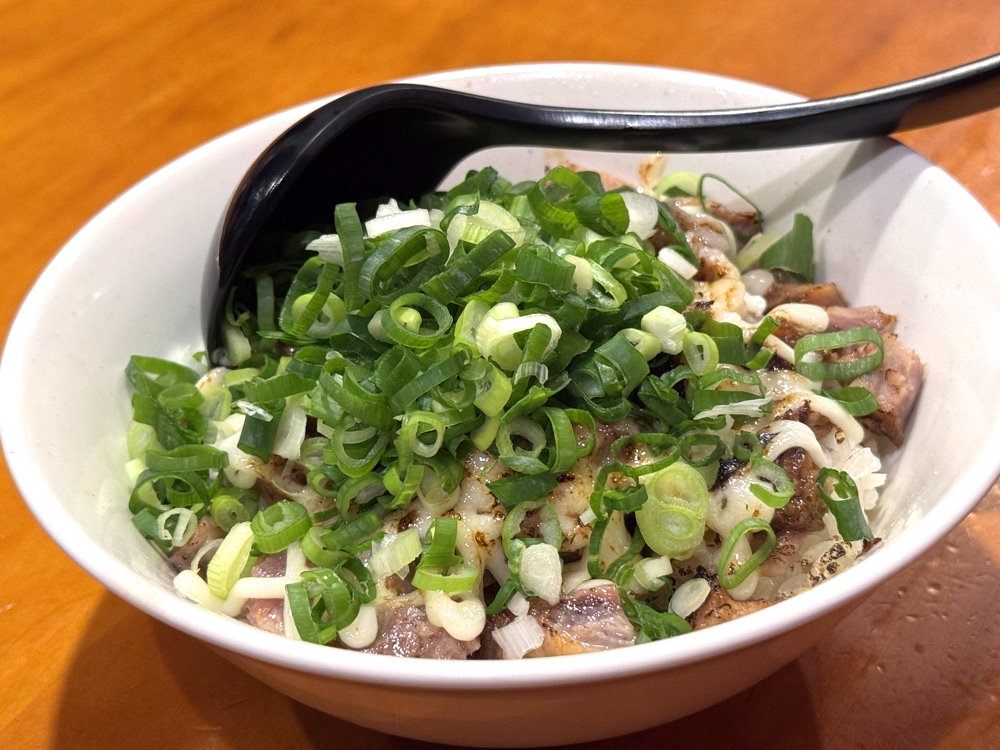 【麵武嵐拉麵】深夜排隊拉麵推薦,營業到凌晨1點半,台中西屯路美食 @猴屁的異想世界 【麵武嵐拉麵】深夜排隊拉麵推薦,營業到凌晨1點半,台中西屯路美食 @猴屁的異想世界