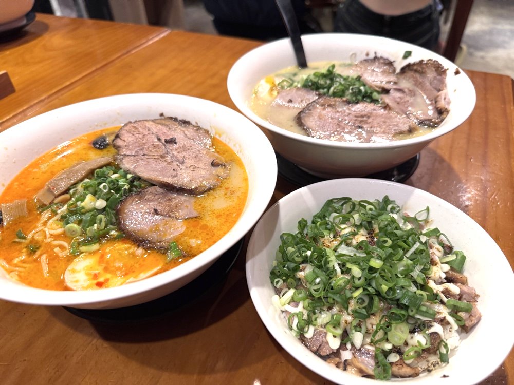 【麵武嵐拉麵】深夜排隊拉麵推薦,營業到凌晨1點半,台中西屯路美食 @猴屁的異想世界 【麵武嵐拉麵】深夜排隊拉麵推薦,營業到凌晨1點半,台中西屯路美食 @猴屁的異想世界