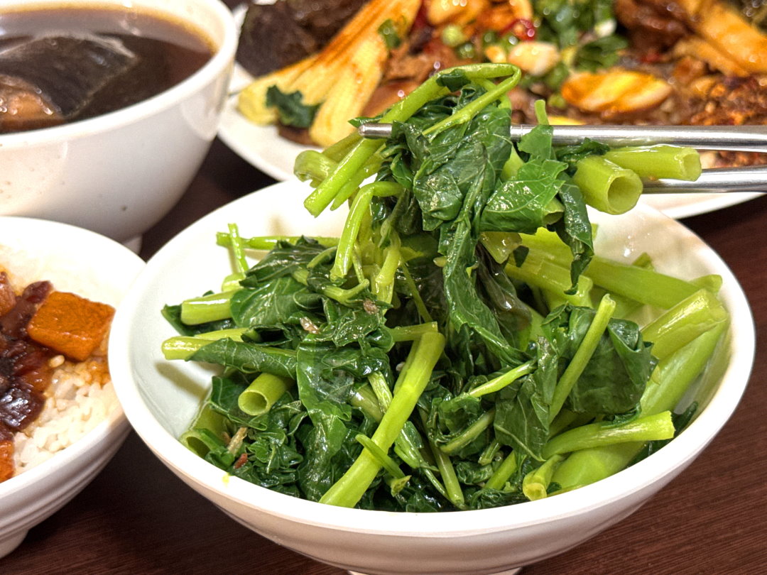 【王將藥燉排骨美德店】藥燉排骨份量超多必吃,滷肉飯邪惡銷魂宵夜首選,台中北區美食推薦 @猴屁的異想世界 【王將藥燉排骨美德店】藥燉排骨份量超多必吃,滷肉飯邪惡銷魂宵夜首選,台中北區美食推薦 @猴屁的異想世界