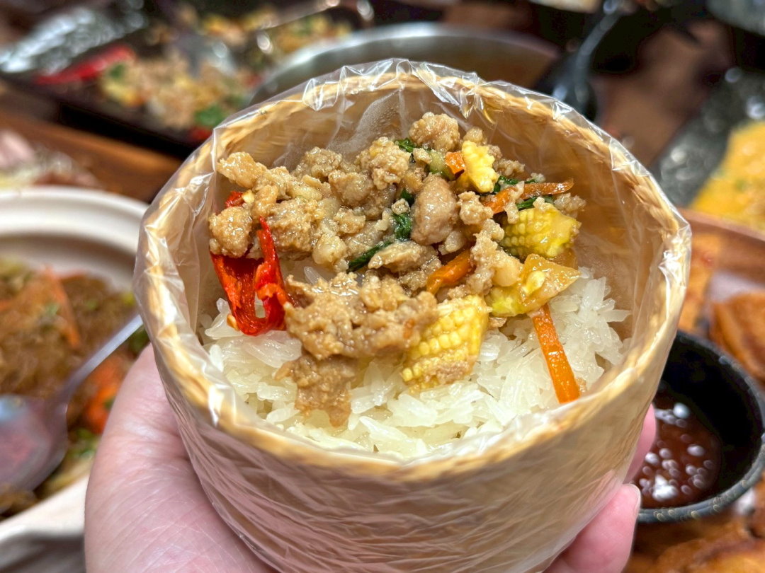 【泰小吃店】三重美食推薦，大同北路人氣平價泰式料理，月亮蝦餅＋打拋豬必吃 @猴屁的異想世界
