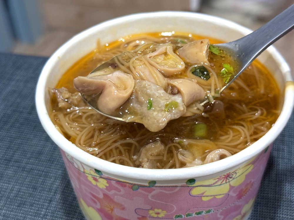 【圓圓小吃】西屯路老街隱藏版,肉圓4顆100元,銅板價吃到飽! @猴屁的異想世界 【圓圓小吃】西屯路老街隱藏版,肉圓4顆100元,銅板價吃到飽! @猴屁的異想世界