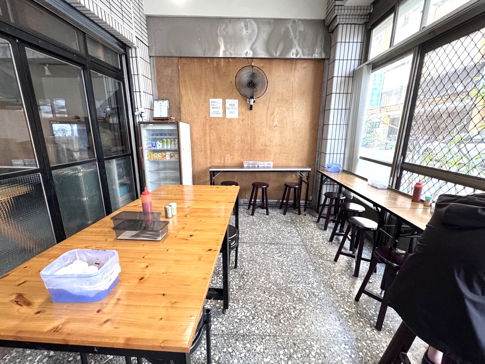 【古早味阿嬤手工肉圓】脆皮肉圓皮酥肉多,東泉辣椒醬無限加,台中美食推薦 @猴屁的異想世界 【古早味阿嬤手工肉圓】脆皮肉圓皮酥肉多,東泉辣椒醬無限加,台中美食推薦 @猴屁的異想世界