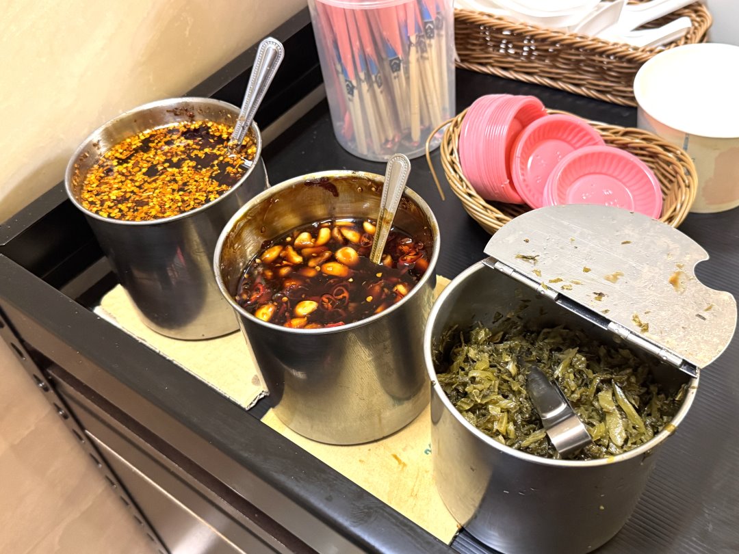 【王將藥燉排骨美德店】藥燉排骨份量超多必吃,滷肉飯邪惡銷魂宵夜首選,台中北區美食推薦 @猴屁的異想世界 【王將藥燉排骨美德店】藥燉排骨份量超多必吃,滷肉飯邪惡銷魂宵夜首選,台中北區美食推薦 @猴屁的異想世界