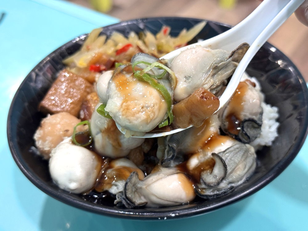 【哩賀家脆皮蚵仔煎】在地人推薦超酥脆蚵仔煎,鮮蚵魯肉飯超邪惡人氣小吃,台中美食推薦 @猴屁的異想世界 【哩賀家脆皮蚵仔煎】在地人推薦超酥脆蚵仔煎,鮮蚵魯肉飯超邪惡人氣小吃,台中美食推薦 @猴屁的異想世界