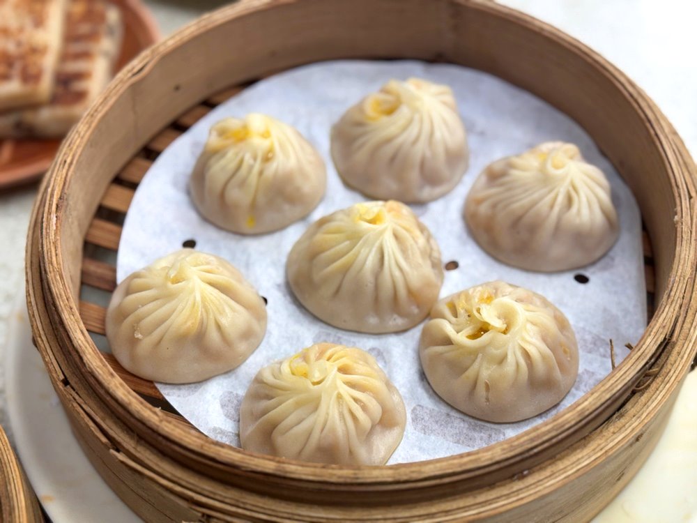 【澤字號港式餐廳】金箔湯包＋綜合燒賣皇必吃，造型凍飲可愛爆棚，豐原美食推薦