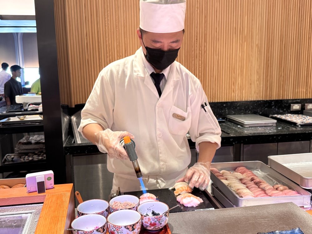 【旭集和食集錦台南店】台南超人氣日式Buffet,干貝牛排鮑魚麵包蟹無限吃,台南吃到飽推薦 @猴屁的異想世界 【旭集和食集錦台南店】台南超人氣日式Buffet,干貝牛排鮑魚麵包蟹無限吃,台南吃到飽推薦 @猴屁的異想世界