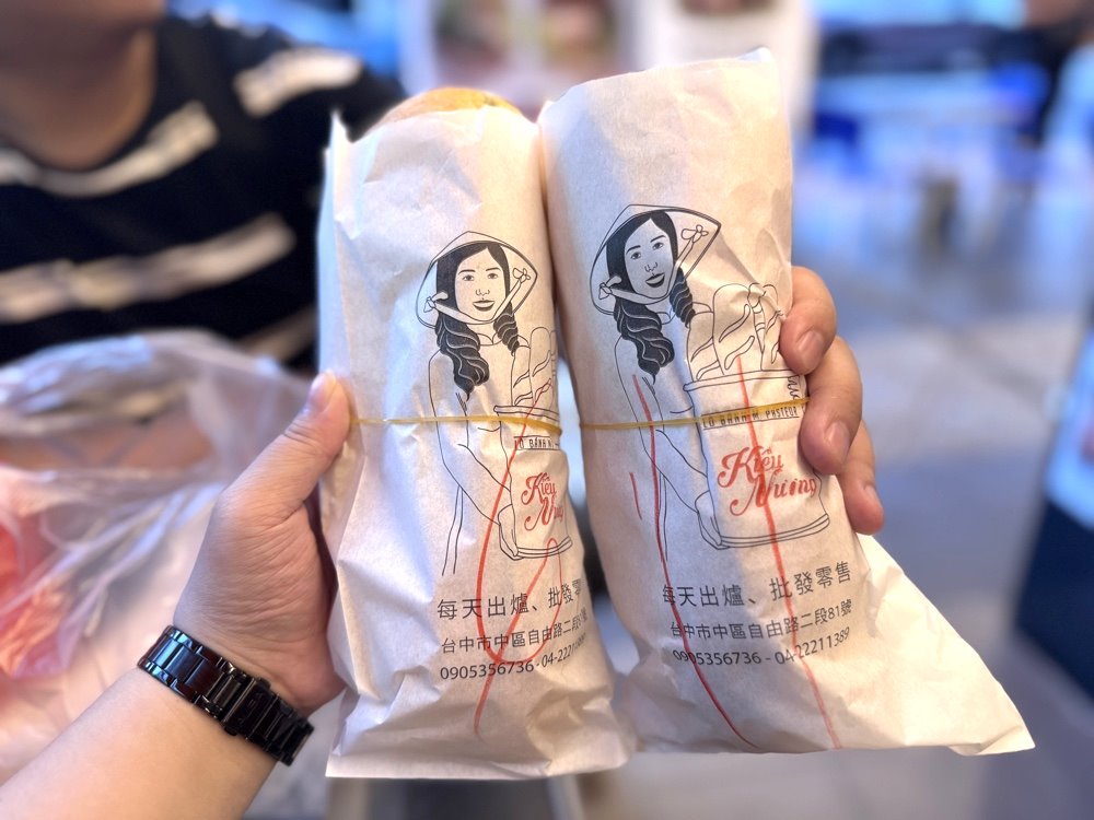 【越南法國麵包工藝】台中超人氣排隊越南麵包,爆量內餡超滿足,必點脆皮燒肉 @猴屁的異想世界 【越南法國麵包工藝】台中超人氣排隊越南麵包,爆量內餡超滿足,必點脆皮燒肉 @猴屁的異想世界