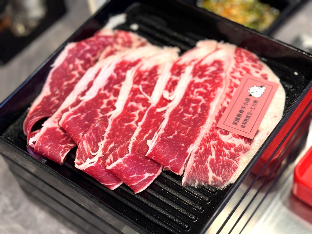 【小蒙牛頂級麻辣鍋台中大里店】麻辣火鍋+燒烤火烤兩吃,哈根達斯無限吃,台中大里吃到飽推薦 @猴屁的異想世界 【小蒙牛頂級麻辣鍋台中大里店】麻辣火鍋+燒烤火烤兩吃,哈根達斯無限吃,台中大里吃到飽推薦 @猴屁的異想世界