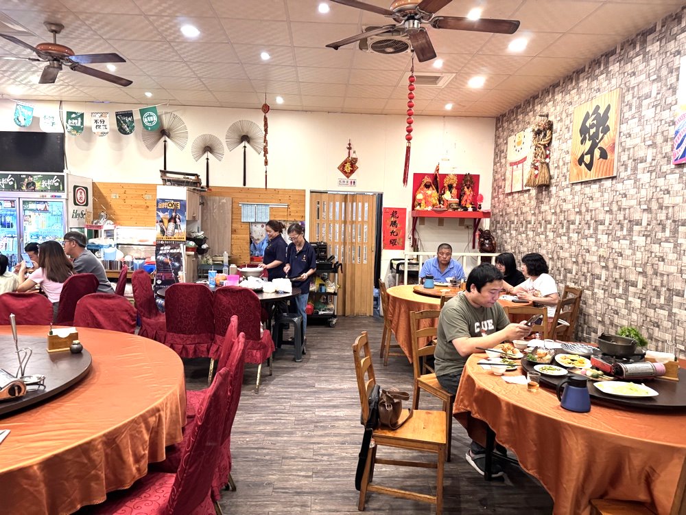 【樂羽日式平價海鮮】台中高CP值海鮮熱炒,厚切生魚片+XO醬干貝炒飯必吃,梧棲美食推薦 @猴屁的異想世界 【樂羽日式平價海鮮】台中高CP值海鮮熱炒,厚切生魚片+XO醬干貝炒飯必吃,梧棲美食推薦 @猴屁的異想世界