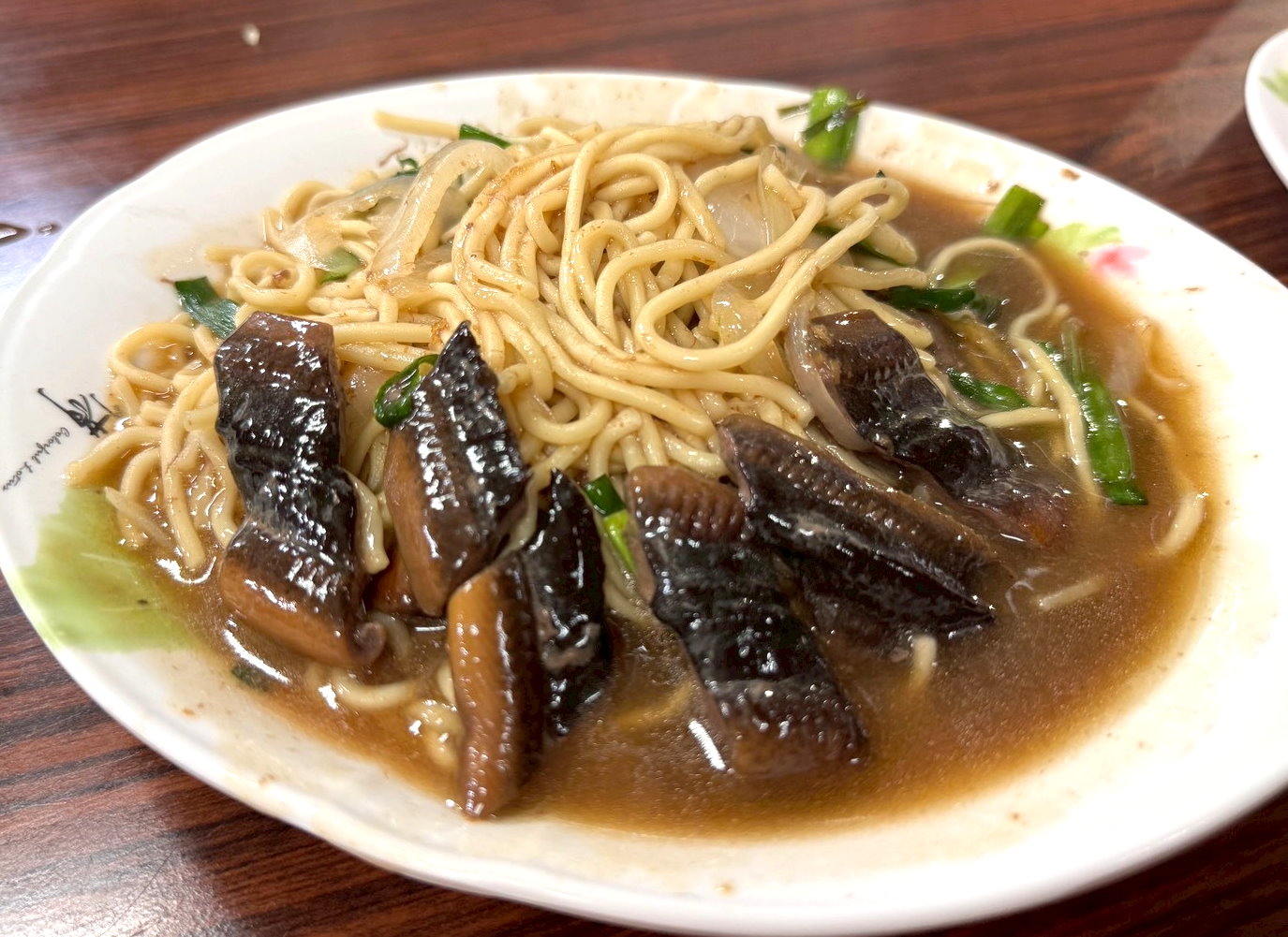 【夜夜見來蛋包飯】台中忠孝夜市美食推薦，超人氣排隊歐姆蛋包飯，茄汁炒飯大份量超滿足 @猴屁的異想世界