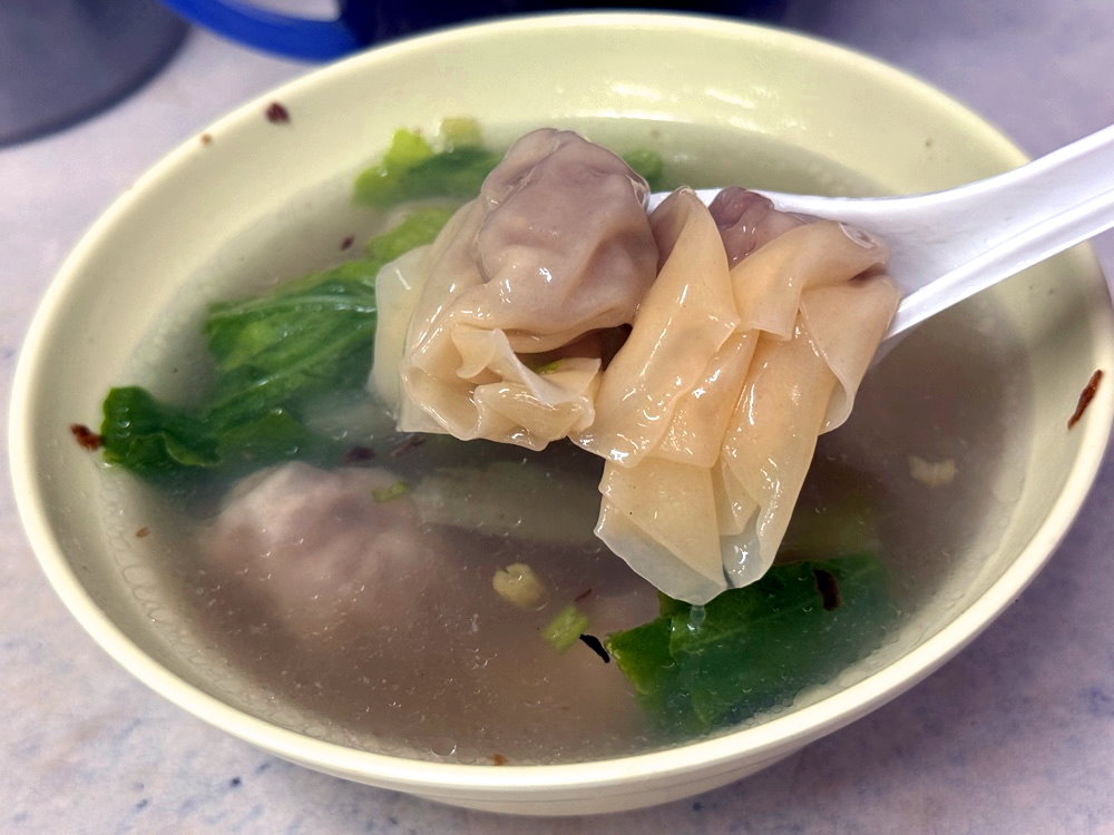 【阿隆麵攤】台中向上市場美食推薦,超人氣排隊麵店,濃郁麻醬麵必吃 @猴屁的異想世界 【阿隆麵攤】台中向上市場美食推薦,超人氣排隊麵店,濃郁麻醬麵必吃 @猴屁的異想世界