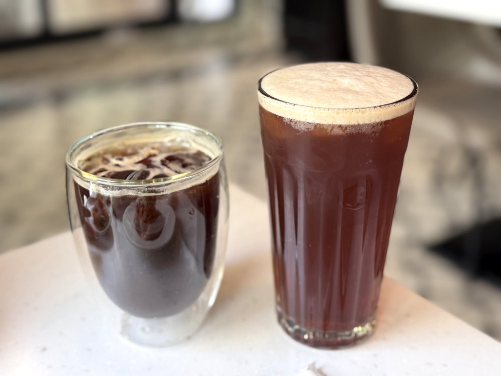 【KOI PLUS七期店】台中夢幻玻璃屋下午茶,鐵鍋鬆餅+義大利麵必吃,西屯美食推薦 @猴屁的異想世界 【KOI PLUS七期店】台中夢幻玻璃屋下午茶,鐵鍋鬆餅+義大利麵必吃,西屯美食推薦 @猴屁的異想世界