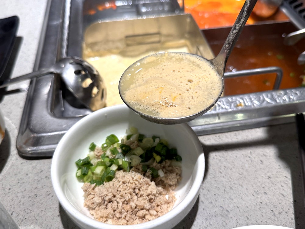 【海底撈火鍋台中大遠百店】海底撈壽星孕婦隱藏福利、30元白飯吃到飽,老饕神仙吃法公開,台中西屯火鍋推薦 @猴屁的異想世界 【海底撈火鍋台中大遠百店】海底撈壽星孕婦隱藏福利、30元白飯吃到飽,老饕神仙吃法公開,台中西屯火鍋推薦 @猴屁的異想世界
