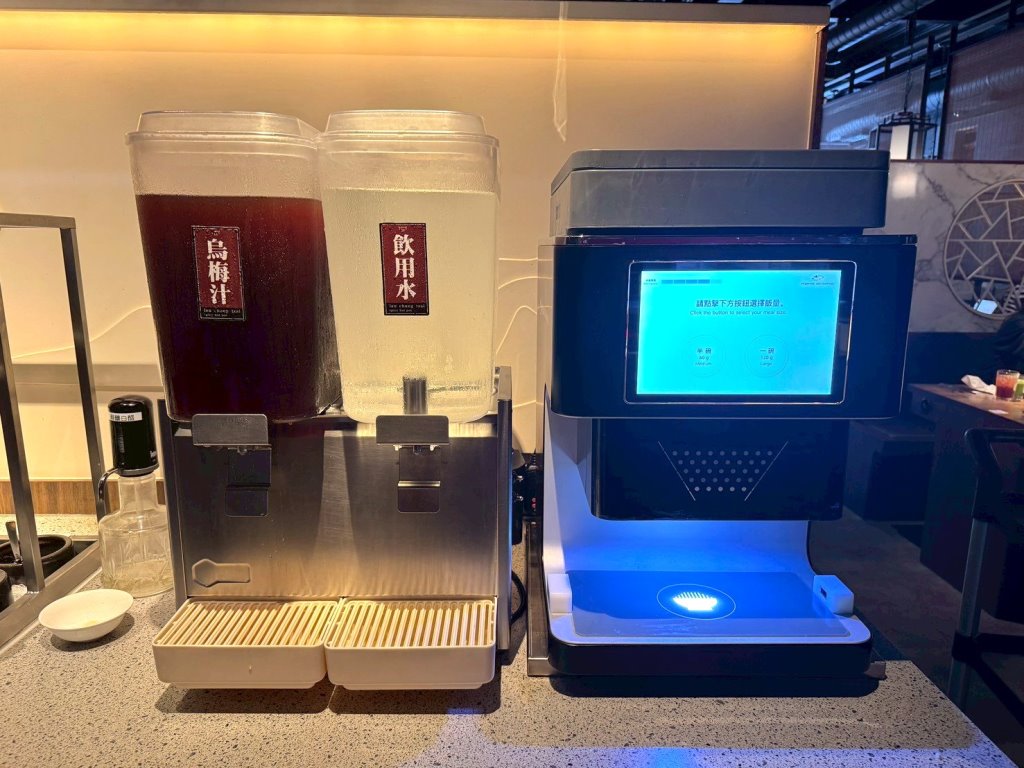 【老常在麻辣鍋】午間套餐超划算，鴨血豆腐無限續、白飯飲料吃到飽，台中麻辣鍋推薦 @猴屁的異想世界