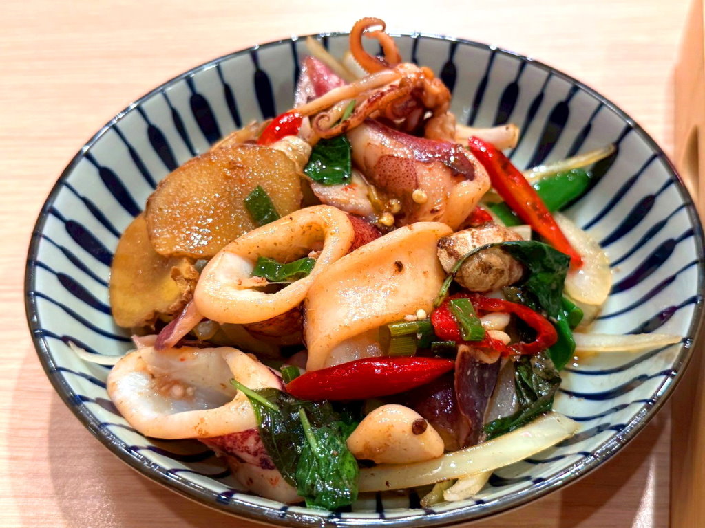 【奕口涵麵】台中深夜美食,現點現做鐵板定食專賣,爆蔥嫩雞、焦香鹹豬肉必吃,南屯宵夜推薦 @猴屁的異想世界 【奕口涵麵】台中深夜美食,現點現做鐵板定食專賣,爆蔥嫩雞、焦香鹹豬肉必吃,南屯宵夜推薦 @猴屁的異想世界