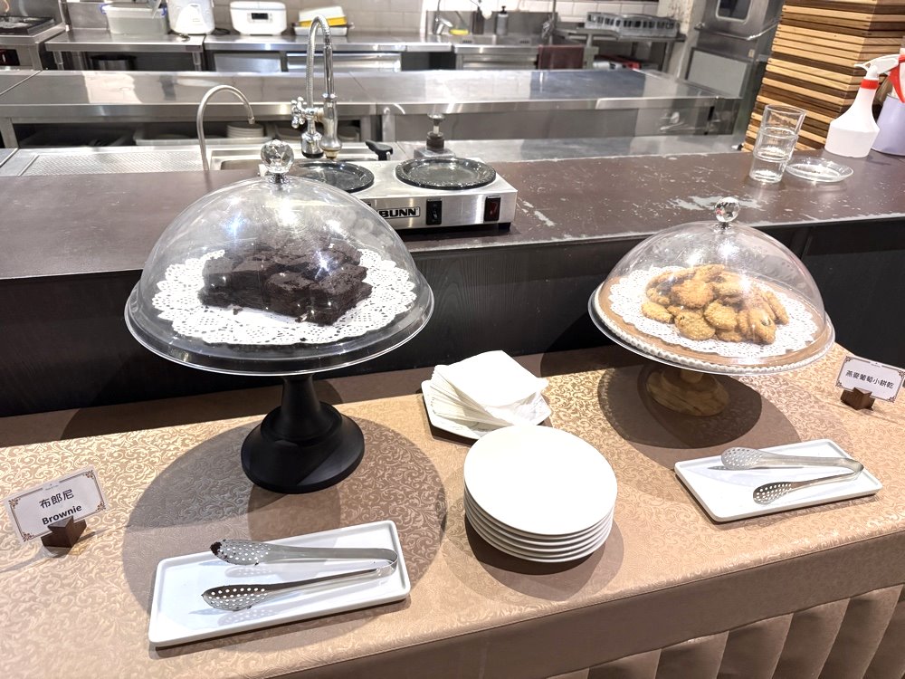 安平留飯店｜台南安平住宿推薦，法式質感飯店，早餐吃到飽＋下午茶點心吧＋免費停車 @猴屁的異想世界