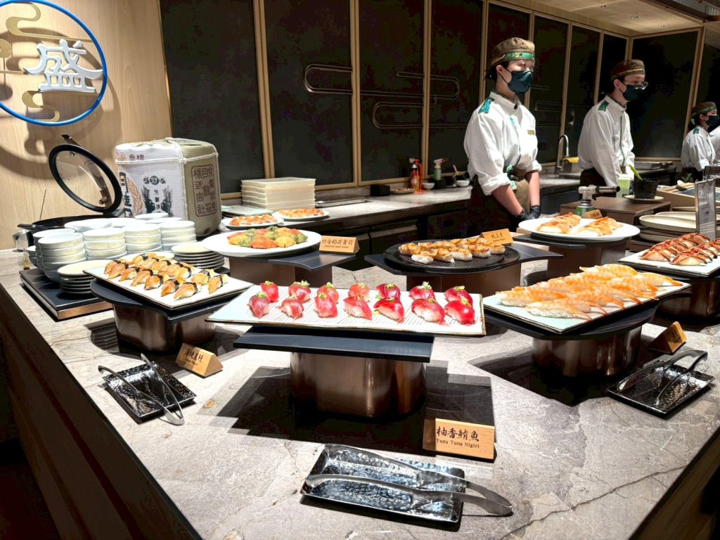 島語台中店|台中最難訂Buffet正式開幕!十大必吃料理、松葉蟹腳、生蠔、干貝海膽手卷,漢神洲際最新吃到飽 @猴屁的異想世界 島語台中店|台中最難訂Buffet正式開幕!十大必吃料理、松葉蟹腳、生蠔、干貝海膽手卷,漢神洲際最新吃到飽 @猴屁的異想世界