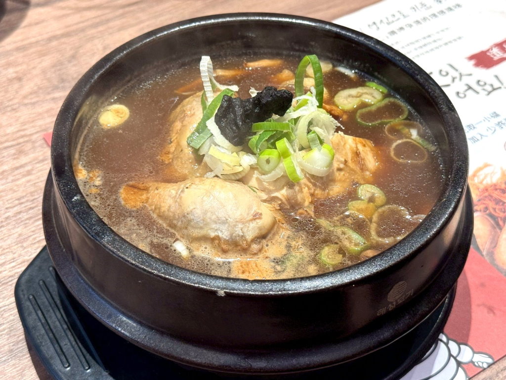 【百年土種蔘雞湯台中文心店】韓國米其林推薦蔘雞湯插旗台中!炸雞、海鮮煎餅必點,平日午餐85折超划算 @猴屁的異想世界 【百年土種蔘雞湯台中文心店】韓國米其林推薦蔘雞湯插旗台中!炸雞、海鮮煎餅必點,平日午餐85折超划算 @猴屁的異想世界