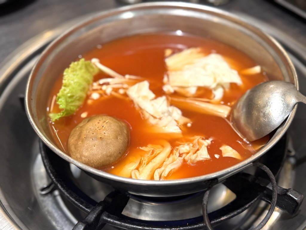【HOME燒肉逢甲店】台中燒肉吃到飽推薦!888元爽吃80種食材、牛舌、哈根達斯冰淇淋無限享用 @猴屁的異想世界 【HOME燒肉逢甲店】台中燒肉吃到飽推薦!888元爽吃80種食材、牛舌、哈根達斯冰淇淋無限享用 @猴屁的異想世界
