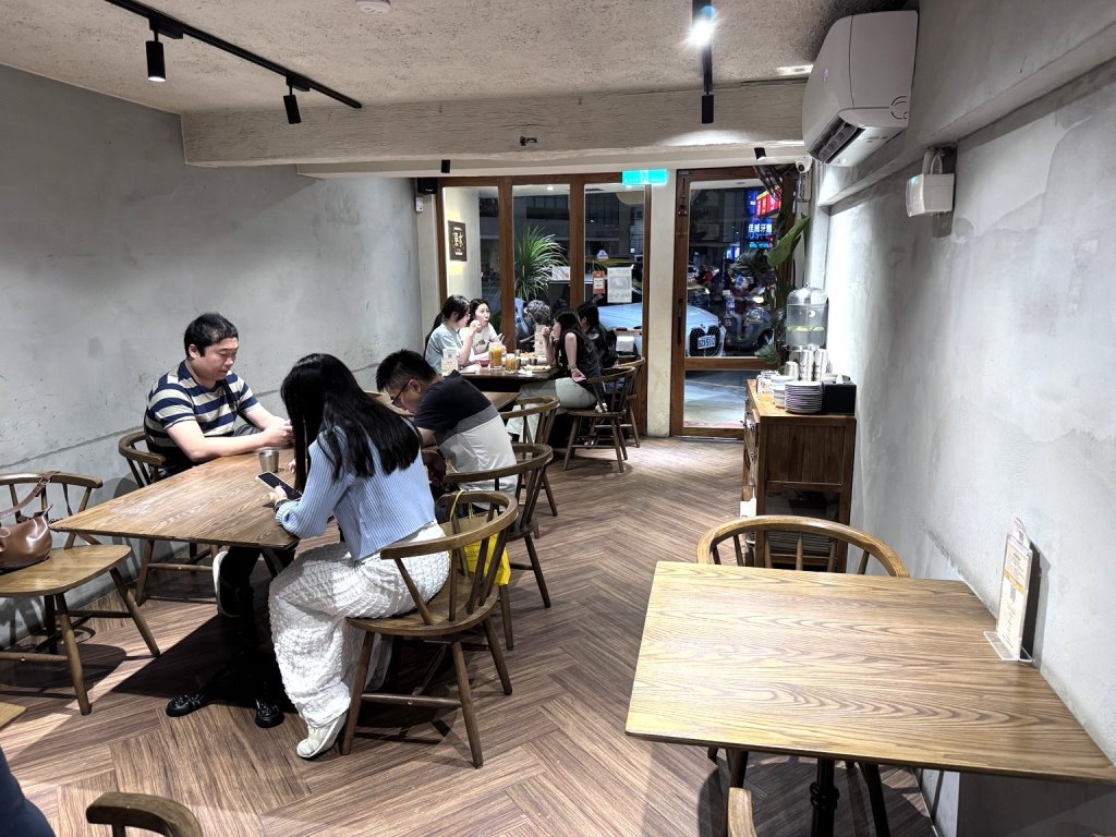 【泰水小吃青海店】台中泰式料理推薦,道地泰國街頭美食必吃打拋豬、炒河粉、船麵! @猴屁的異想世界 【泰水小吃青海店】台中泰式料理推薦,道地泰國街頭美食必吃打拋豬、炒河粉、船麵! @猴屁的異想世界
