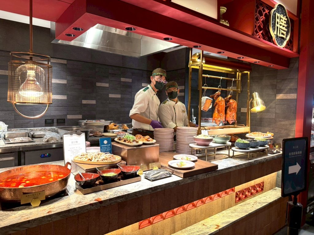 島語台中店|台中最難訂Buffet正式開幕!十大必吃料理、松葉蟹腳、生蠔、干貝海膽手卷,漢神洲際最新吃到飽 @猴屁的異想世界 島語台中店|台中最難訂Buffet正式開幕!十大必吃料理、松葉蟹腳、生蠔、干貝海膽手卷,漢神洲際最新吃到飽 @猴屁的異想世界