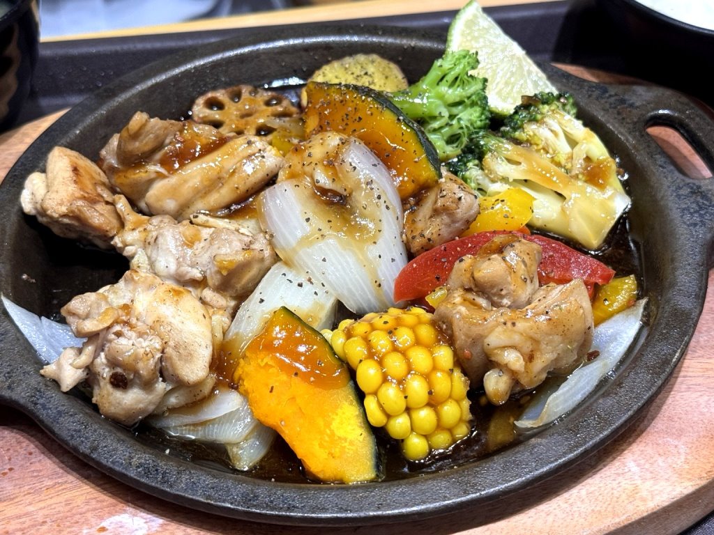 【Joyfull台灣珍有福台中青海店】日本人氣家庭餐廳進駐台中!白飯味噌湯免費續、飲料吧無限暢飲,高CP值日式定食推薦 @猴屁的異想世界 【Joyfull台灣珍有福台中青海店】日本人氣家庭餐廳進駐台中!白飯味噌湯免費續、飲料吧無限暢飲,高CP值日式定食推薦 @猴屁的異想世界