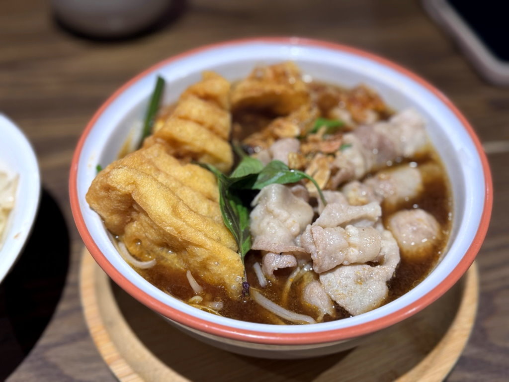 【泰水小吃青海店】台中泰式料理推薦,道地泰國街頭美食必吃打拋豬、炒河粉、船麵! @猴屁的異想世界 【泰水小吃青海店】台中泰式料理推薦,道地泰國街頭美食必吃打拋豬、炒河粉、船麵! @猴屁的異想世界