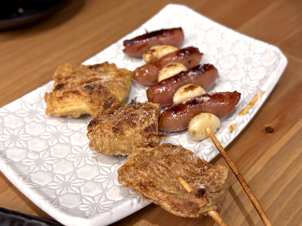 【年過三食居酒屋】台中高CP值日式串燒宵夜推薦！當月壽星送1000cc生啤酒，台中西屯美食 @猴屁的異想世界