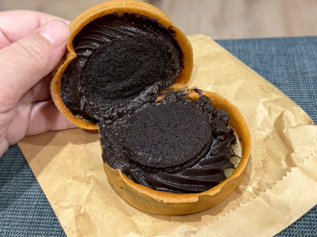 【森森車輪餅手作坊】台中逢甲車輪餅推薦!爆餡冰心卡士達、鹹甜口味超過10種,還有超萌店貓 @猴屁的異想世界 【森森車輪餅手作坊】台中逢甲車輪餅推薦!爆餡冰心卡士達、鹹甜口味超過10種,還有超萌店貓 @猴屁的異想世界